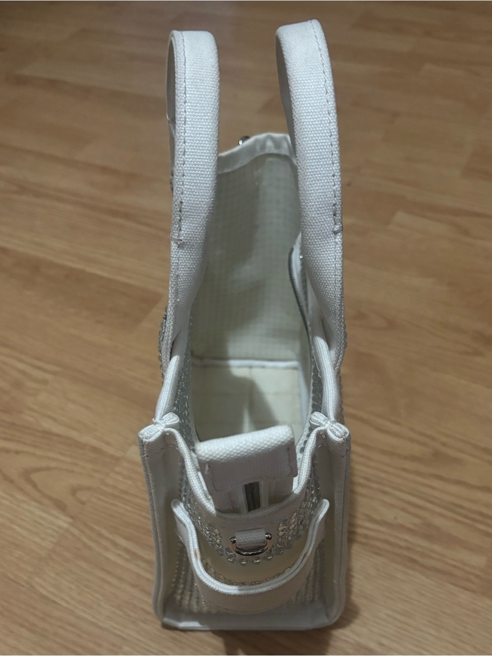 Marc Jacobs White Crystal-Embellished Tote - Picture 4 of 10